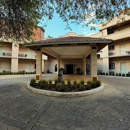 Hotel Real Del Bosque Golf And Spa Tula de Allende Exterior photo