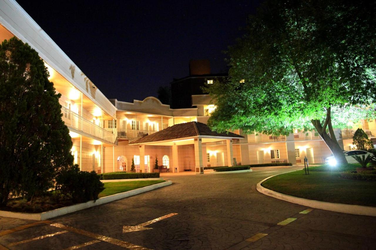 Hotel Real Del Bosque Golf And Spa Tula de Allende Exterior photo
