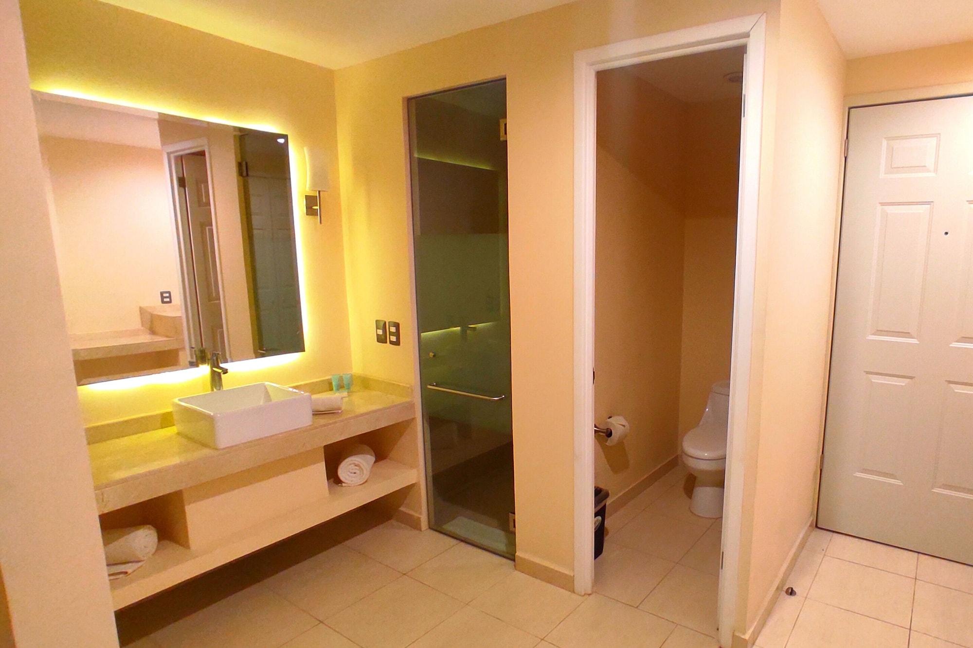 Hotel Real Del Bosque Golf And Spa Tula de Allende Exterior photo