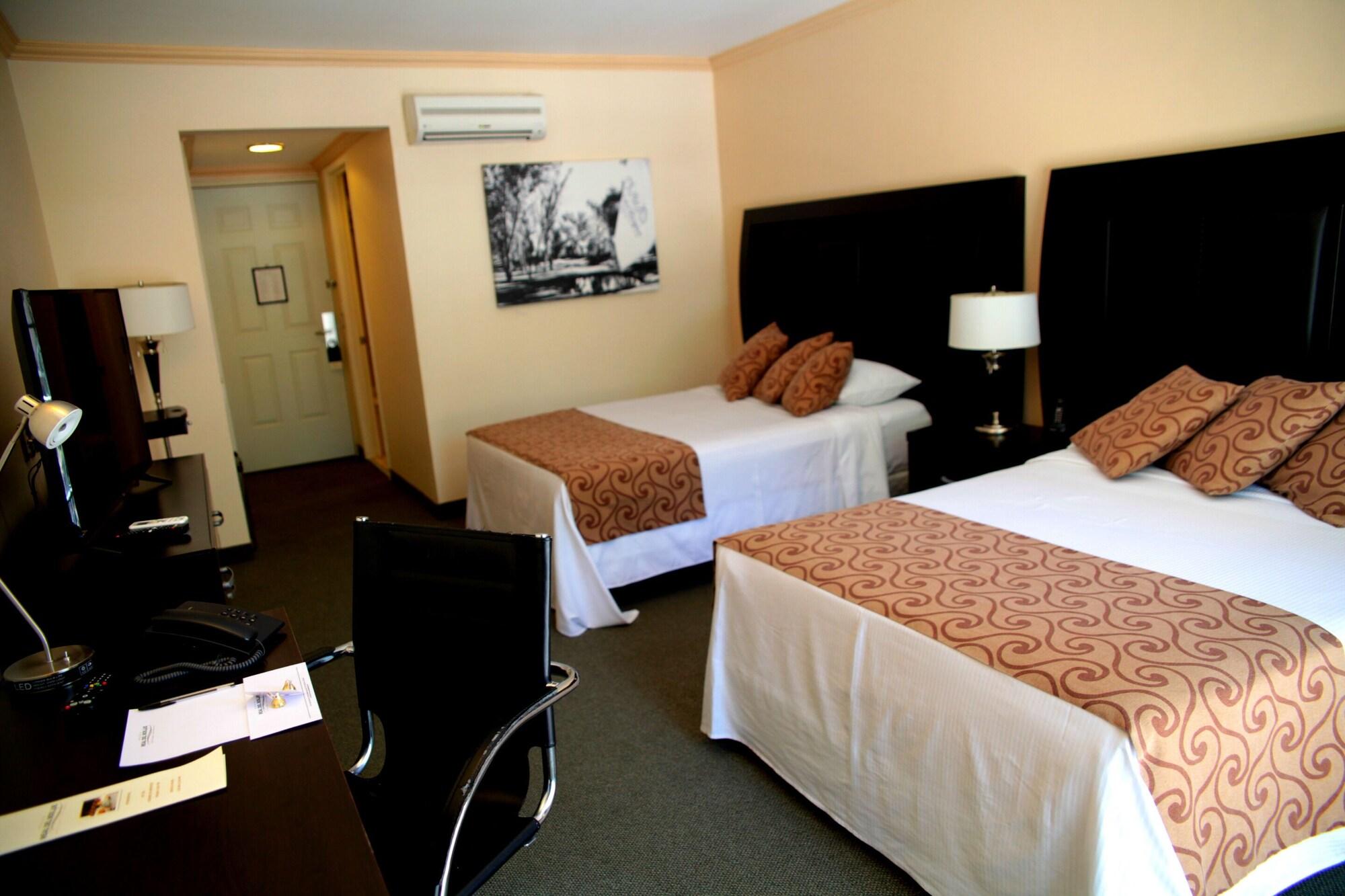 Hotel Real Del Bosque Golf And Spa Tula de Allende Exterior photo