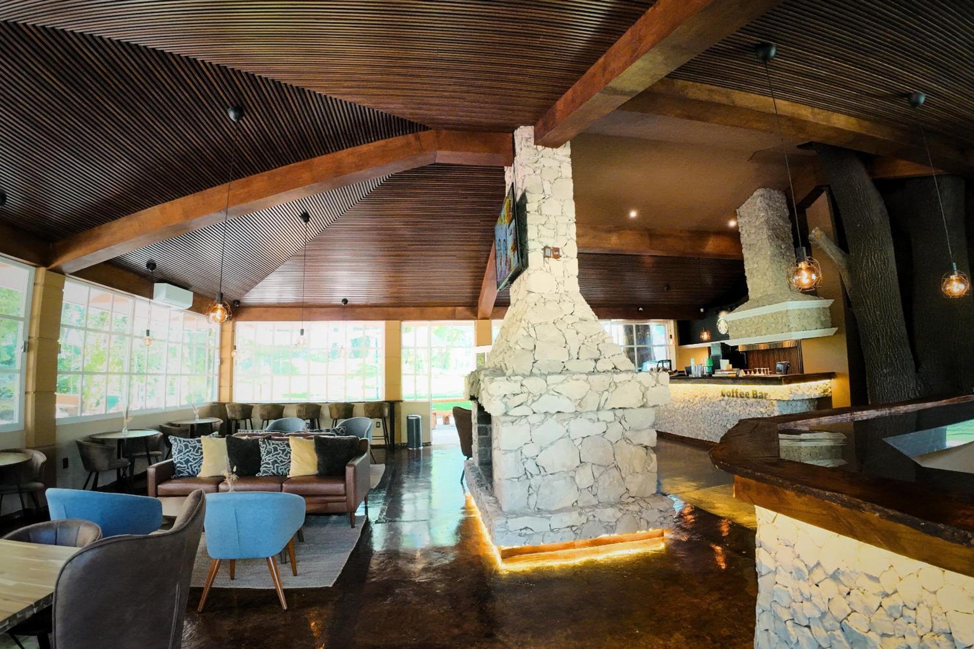 Hotel Real Del Bosque Golf And Spa Tula de Allende Exterior photo