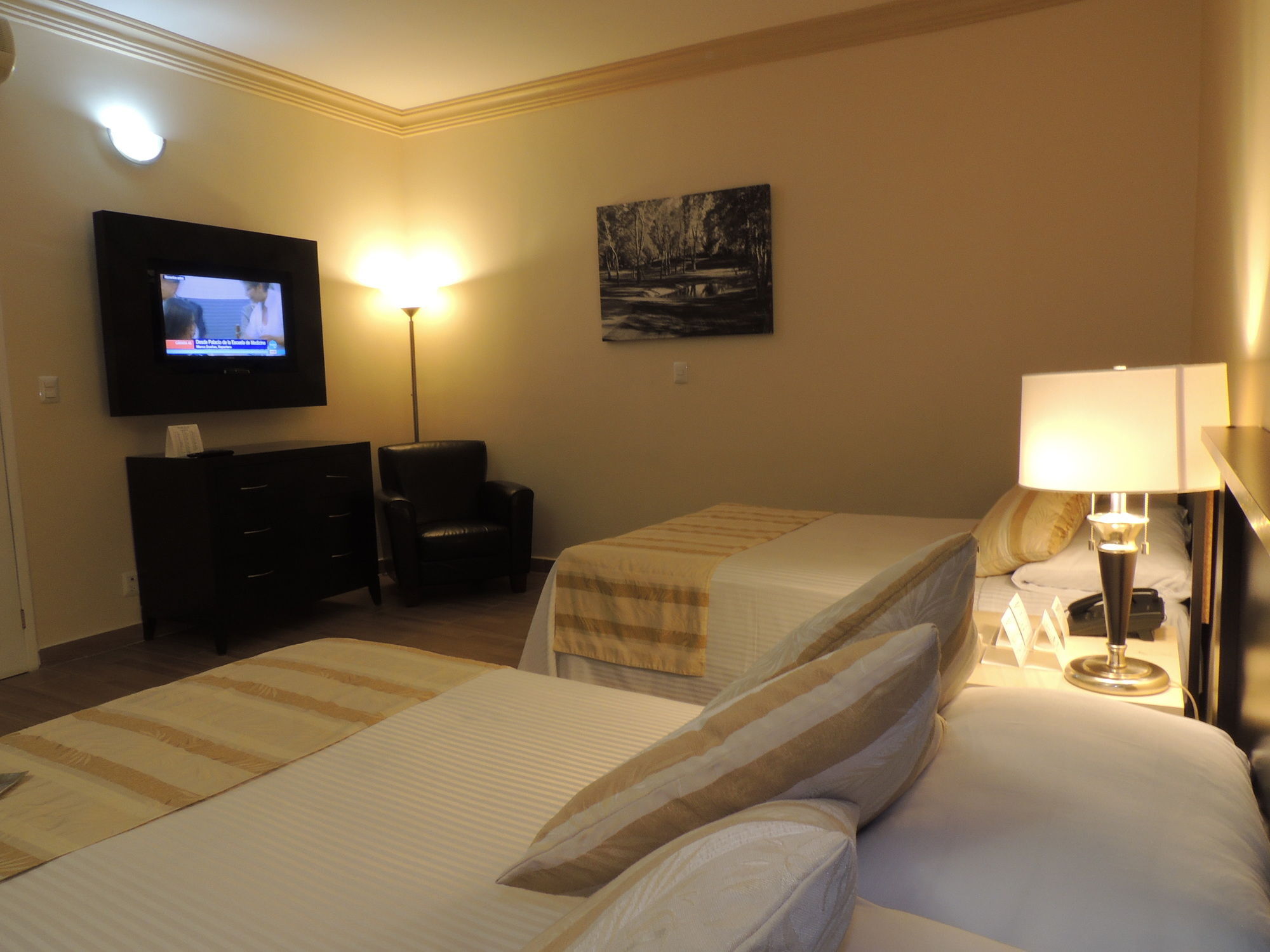 Hotel Real Del Bosque Golf And Spa Tula de Allende Exterior photo